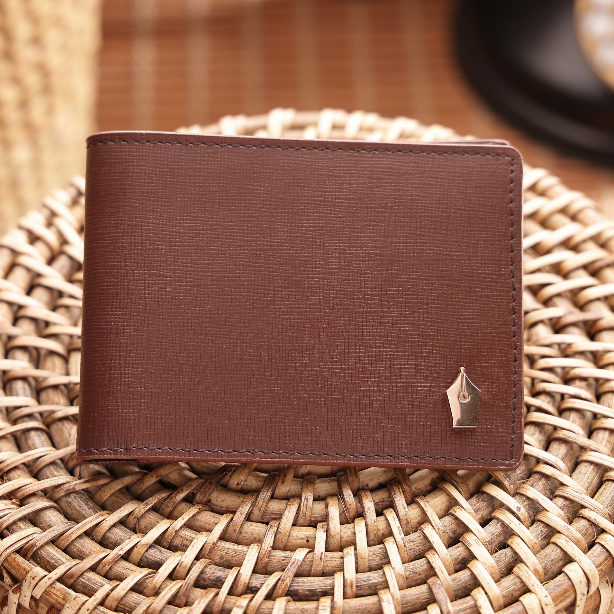 Sustainable Leather Accessories | FountainEarth