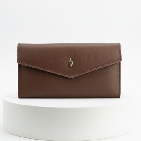 Carter Slim Leather Wallet. Precision Craftsmanship. Refined Simplicity - FountainEarth