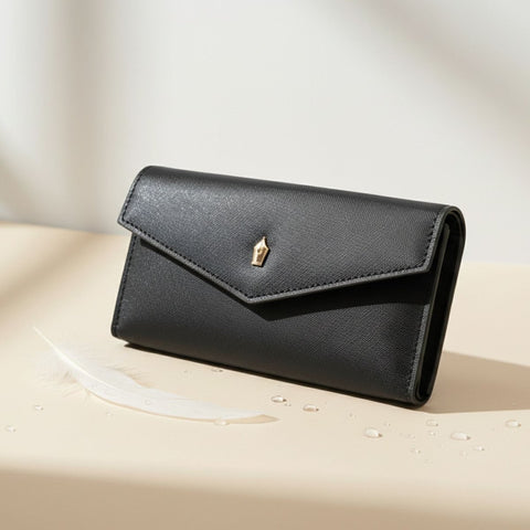 FountainEarth Cater Women’s Wallet – Natural Leather Edition - FountainEarth