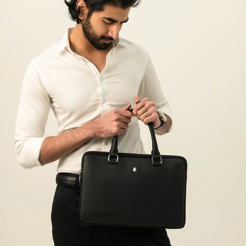 Lexor Ultra Slim Leather Laptop Sleeve for Men and Women - FountainEarth