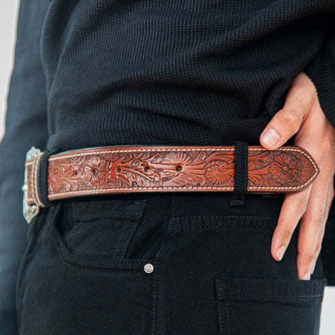 Red & White Diamond Beaded Leather Belt - FountainEarth